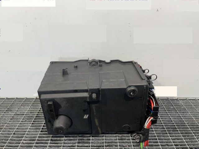 bontott FORD GRAND C-MAX Akkumulátor Tartó