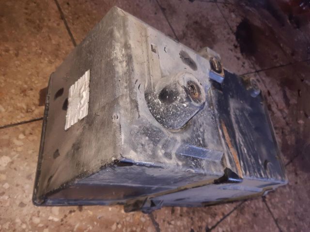 bontott FORD GRAND C-MAX Akkumulátor Tartó