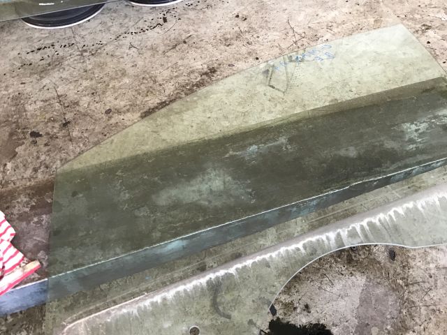 bontott FORD GRAND C-MAX Bal első Ablak