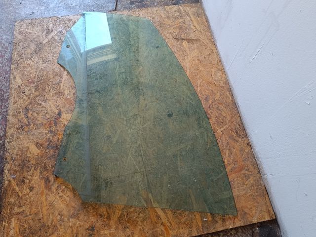 bontott FORD GRAND C-MAX Bal első Ablak