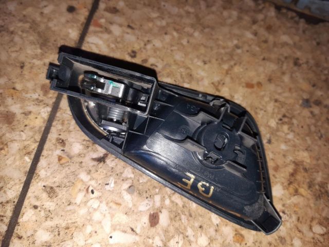 bontott FORD GRAND C-MAX Bal első Belső Kilincs