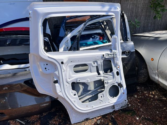 bontott FORD GRAND C-MAX Bal hátsó Ajtó (Üres lemez)