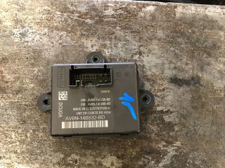 bontott FORD GRAND C-MAX Bal hátsó Ajtó Vezérlőegység