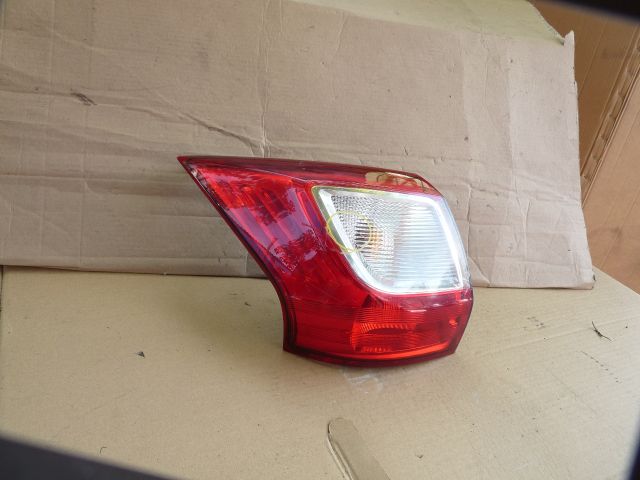 bontott FORD GRAND C-MAX Bal Hátsó Lámpa