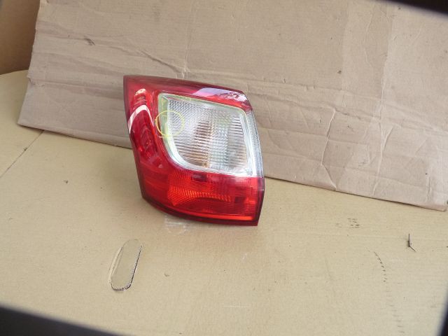 bontott FORD GRAND C-MAX Bal Hátsó Lámpa