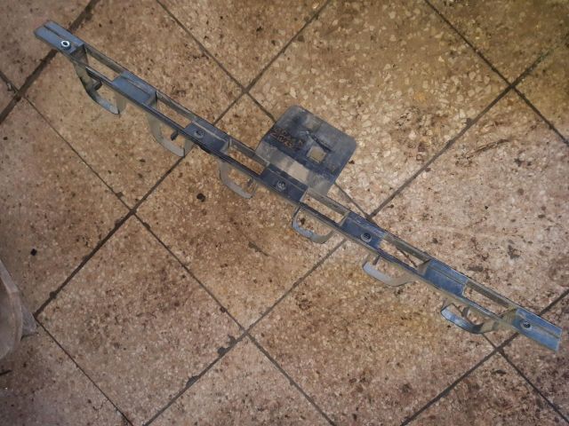 bontott FORD GRAND C-MAX Bal hátsó Oldal Lökhárító Tartó (Műanyag)