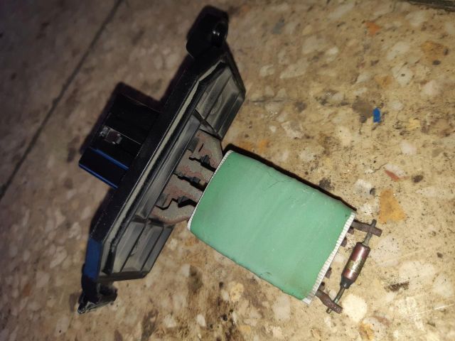 bontott FORD GRAND C-MAX Előtét Ellenállás Fűtőmotor