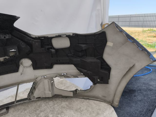 bontott FORD GRAND C-MAX Első Lökhárító (Üresen)