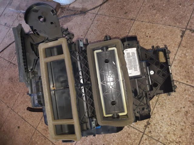 bontott FORD GRAND C-MAX Fűtés Box