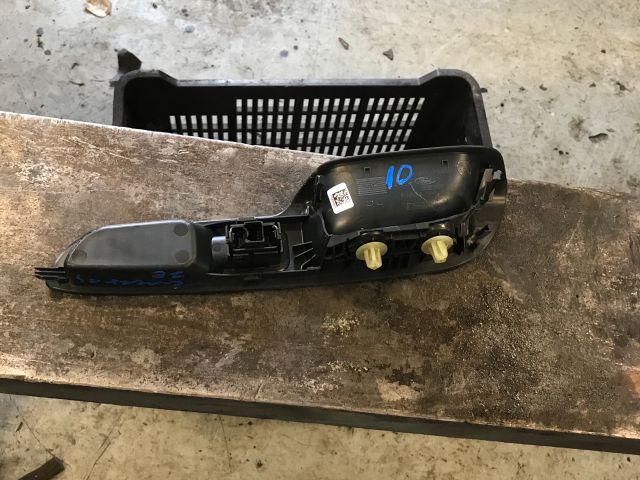 bontott FORD GRAND C-MAX Jobb első Ablakemelő Kapcsoló