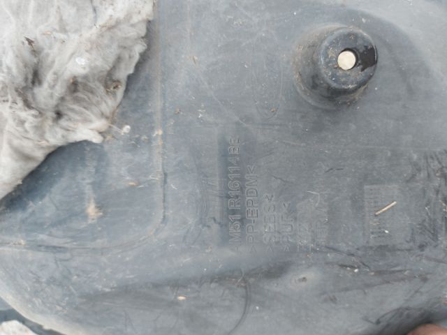 bontott FORD GRAND C-MAX Jobb első Dobbetét (Kerékjárati, Műanyag)