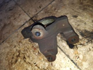 bontott FORD GRAND C-MAX Jobb első Féltengely Tartó