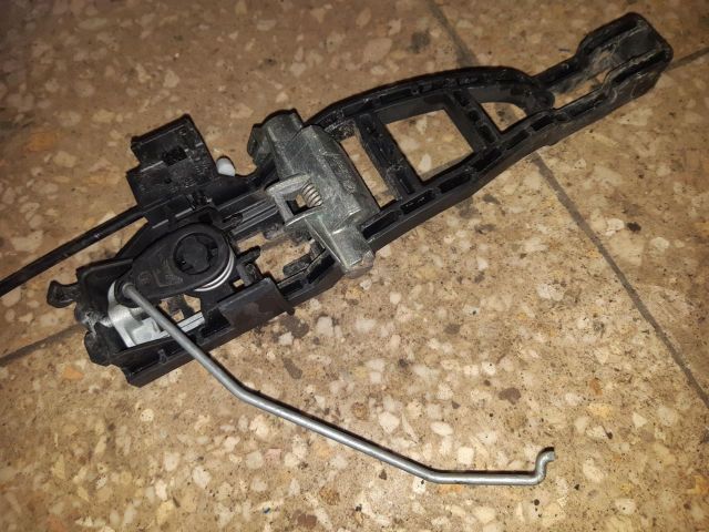 bontott FORD GRAND C-MAX Jobb első Kilincs Burkolat