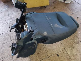 bontott FORD GRAND C-MAX Jobb első Ülés