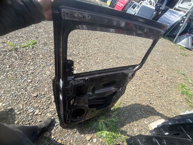 bontott FORD GRAND C-MAX Jobb hátsó Ajtó (Üres lemez)