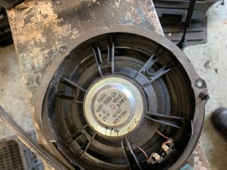 bontott FORD GRAND C-MAX Jobb hátsó Hangszóró