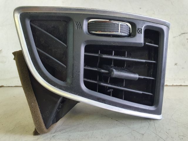 bontott FORD GRAND C-MAX Jobb Szellőző