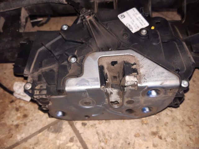 bontott FORD GRAND C-MAX Jobb Tolóajtó Zárszerkezet