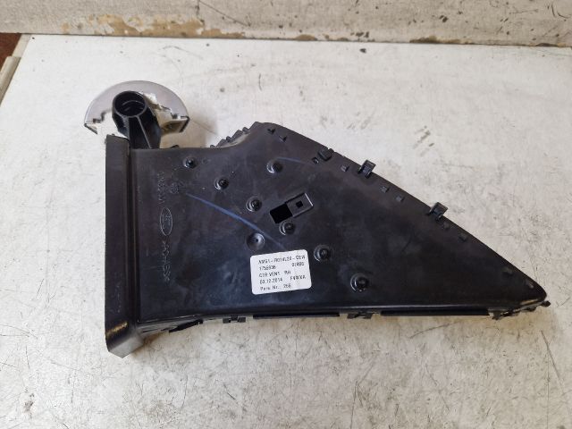 bontott FORD GRAND C-MAX Középső Jobb Szellőző