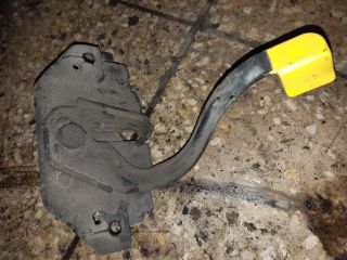 bontott FORD GRAND C-MAX Motorháztető Zárszerkezet