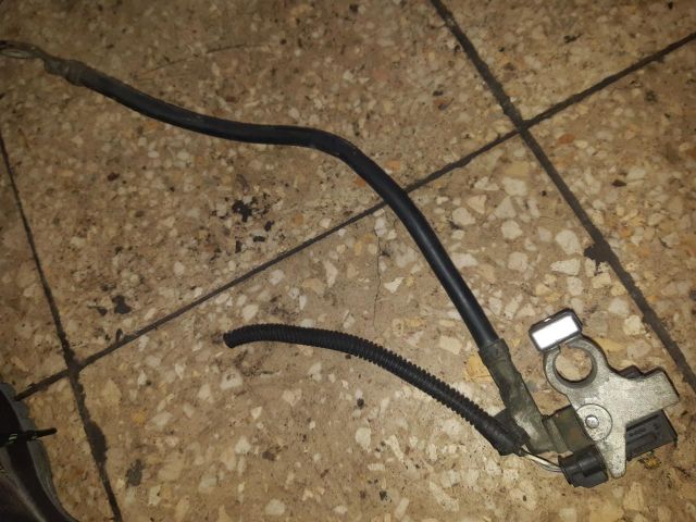 bontott FORD GRAND C-MAX Pozitív Kábel