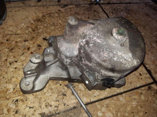 bontott FORD GRAND C-MAX Üzemanyagszűrő Ház