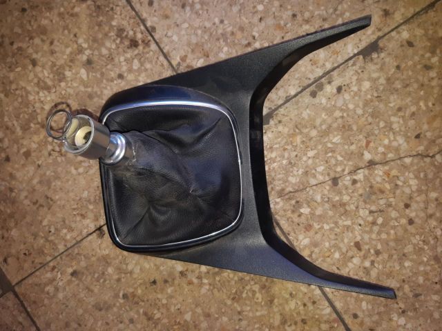 bontott FORD GRAND C-MAX Váltószoknya