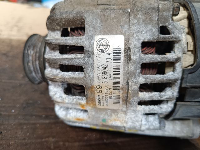 bontott FORD KA Generátor