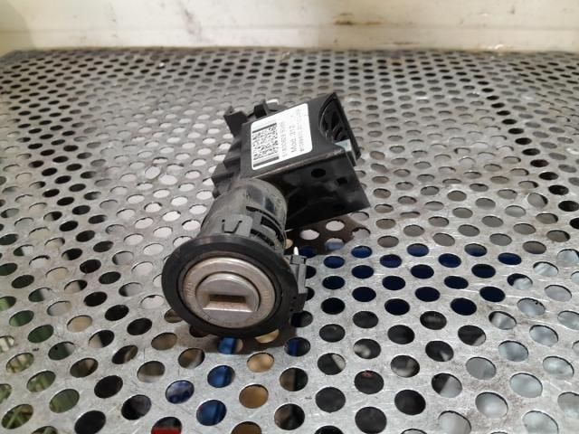 bontott FORD KA Gyújtáskapcsoló