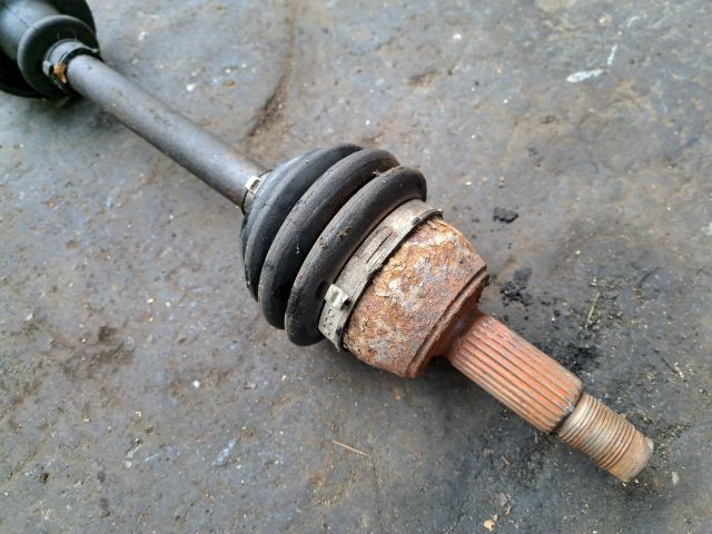 bontott FORD KA Bal Féltengely