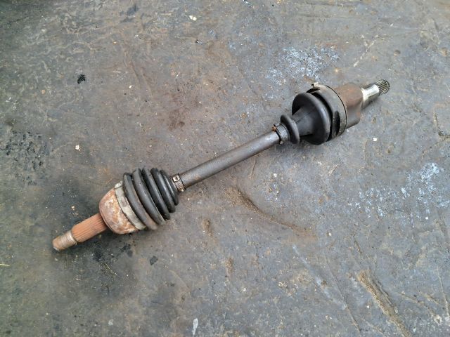 bontott FORD KA Bal Féltengely