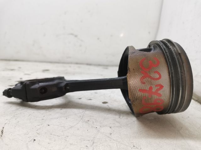 bontott FORD KA Dugattyú és Hajtókar