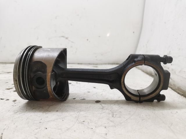 bontott FORD KA Dugattyú és Hajtókar