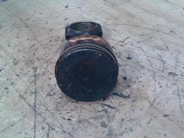 bontott FORD KA Dugattyú és Hajtókar