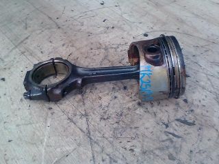 bontott FORD KA Dugattyú és Hajtókar