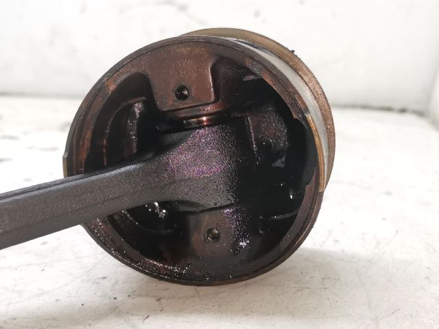 bontott FORD KA Dugattyú és Hajtókar