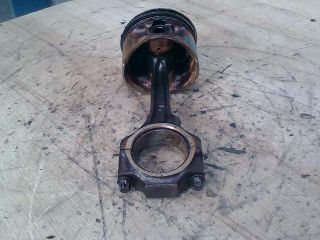 bontott FORD KA Dugattyú és Hajtókar