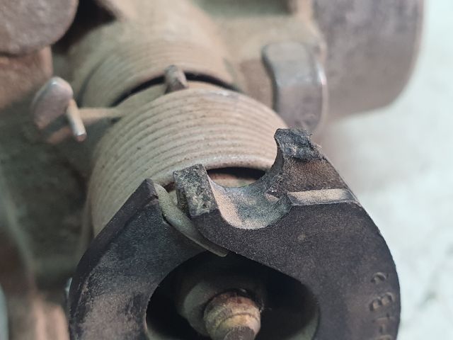 bontott FORD KA Fojtószelep (Mechanikus)