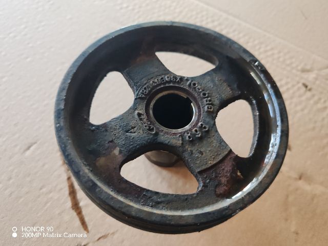 bontott FORD KA Főtengely Szíjtárcsa