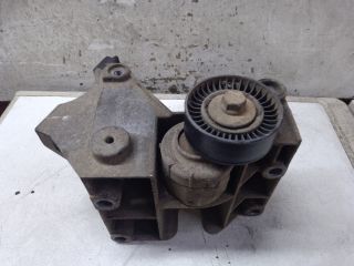 bontott FORD KA Generátor Tartó Bak