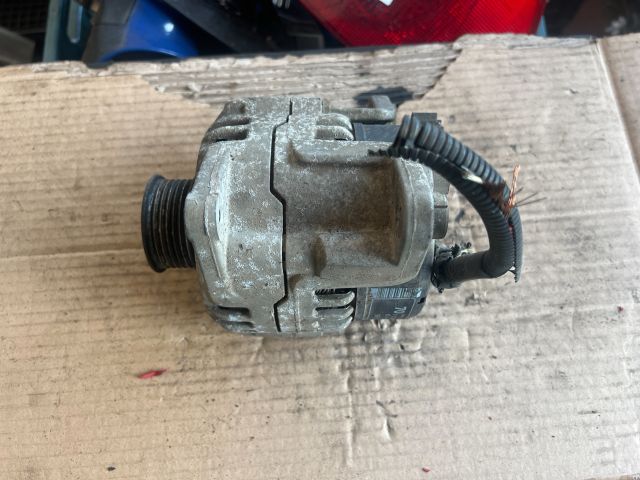 bontott FORD KA Generátor