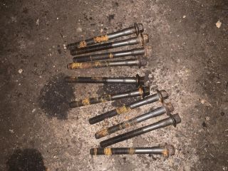 bontott FORD KA Hengerfej Csavar