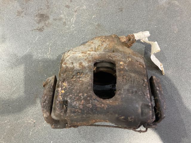 bontott FORD KA Jobb első Féknyereg Munkahengerrel