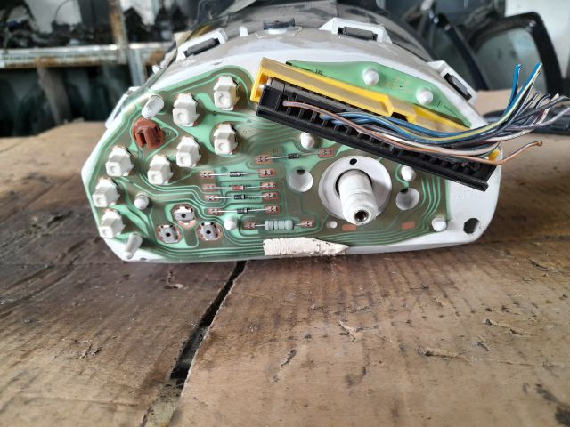 bontott FORD KA Kilométeróra