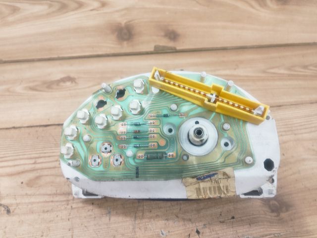 bontott FORD KA Kilométeróra