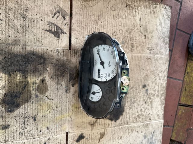 bontott FORD KA Kilométeróra