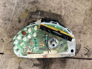 bontott FORD KA Kilométeróra