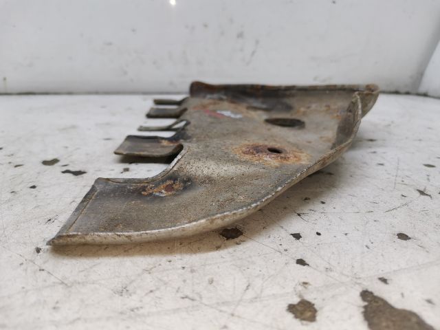 bontott FORD KA Leömlő Hővédő Lemez