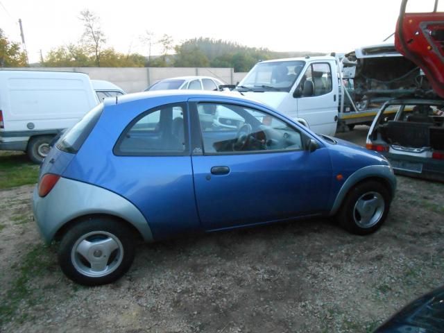 bontott FORD KA Motor (Fűzött blokk hengerfejjel)