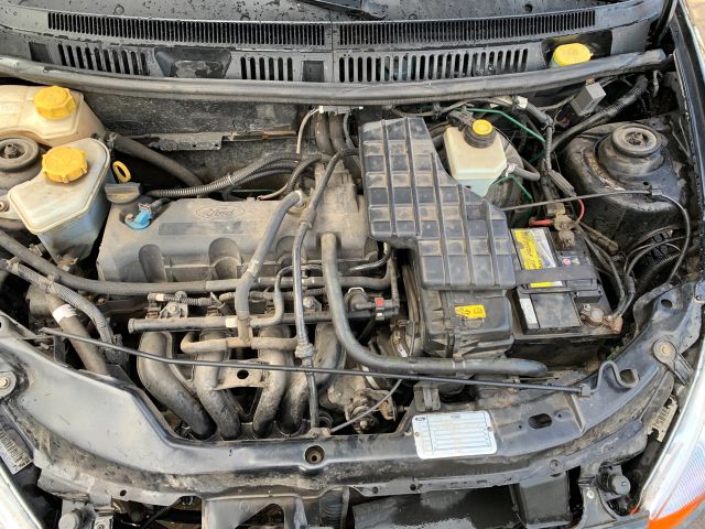 bontott FORD KA Motor (Fűzött blokk hengerfejjel)